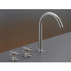 Cea Design Cross CRX 04 mezclador de encimera de tres agujeros con caño giratorio | Edilceram Design